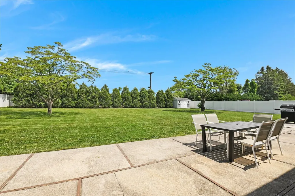 26 Sarina Drive Commack NY 11725