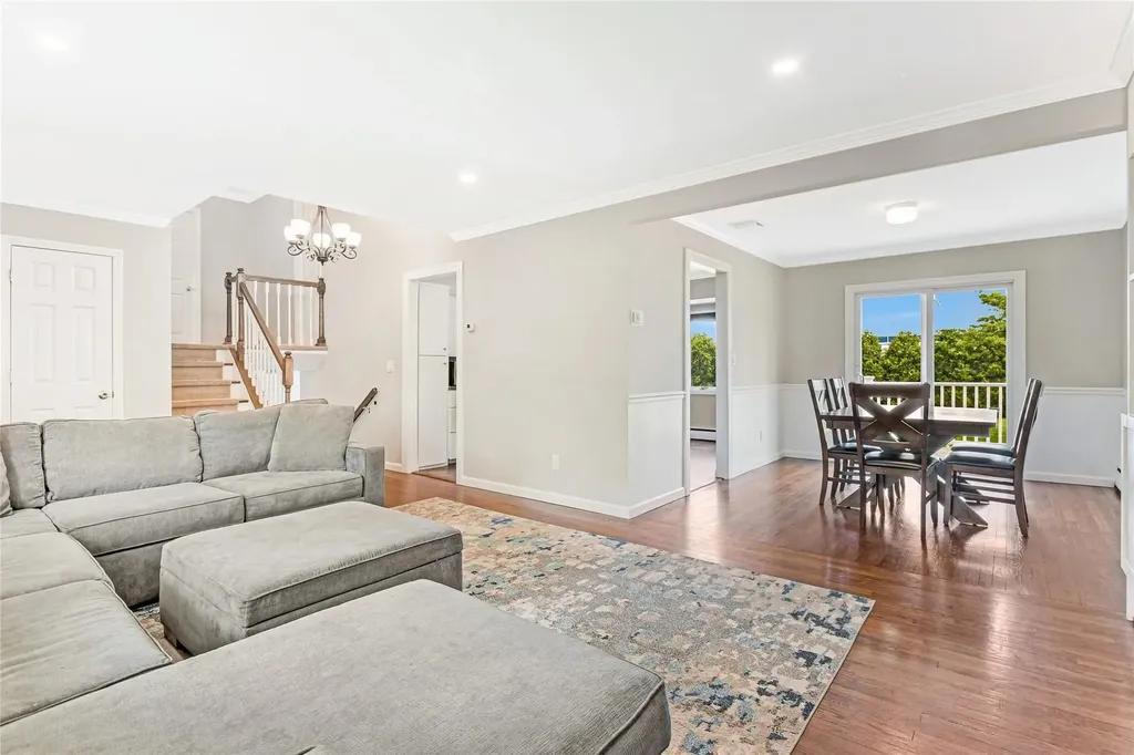 26 Sarina Drive Commack NY 11725