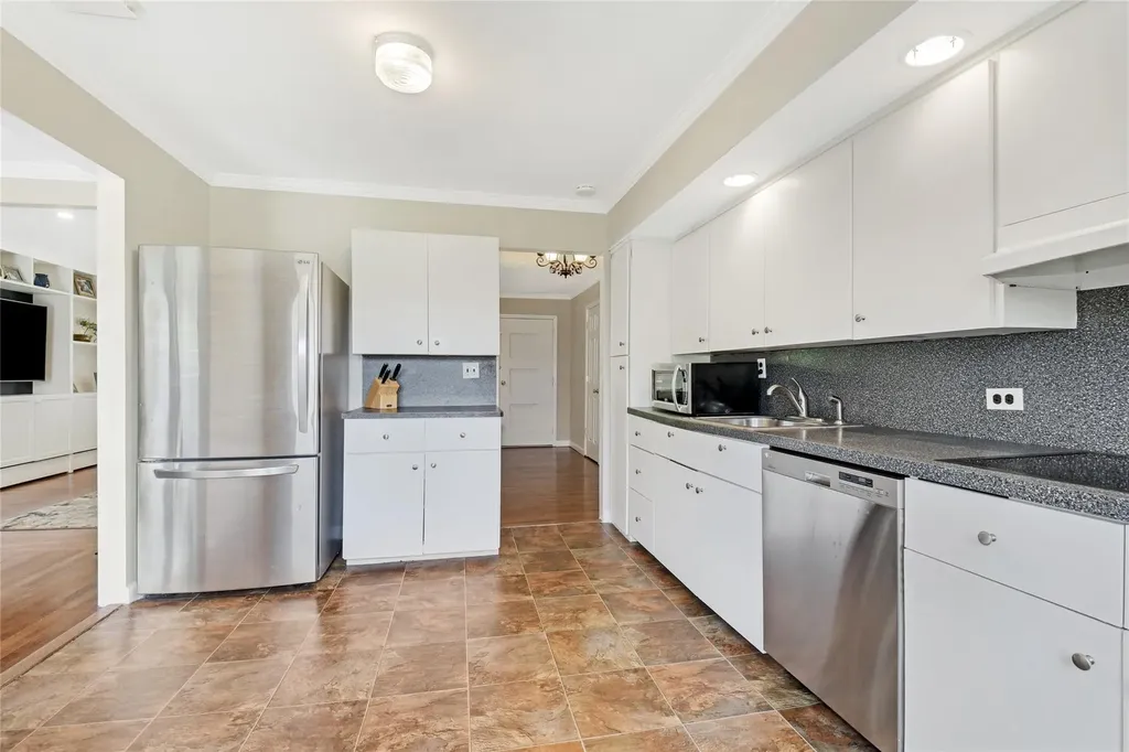 26 Sarina Drive Commack NY 11725