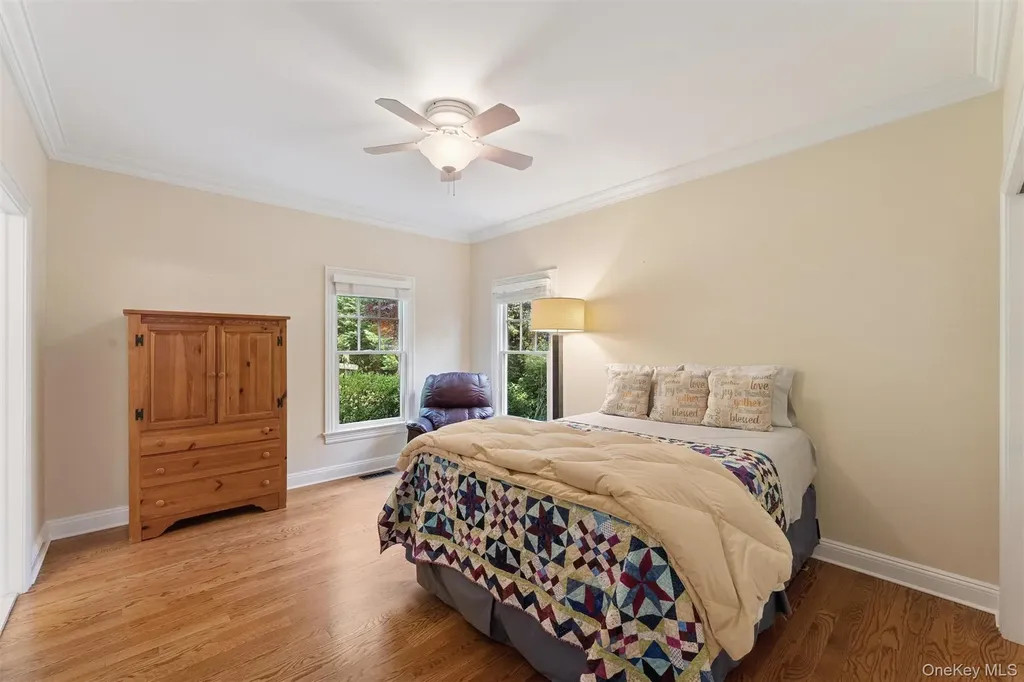 40 Overlook Drive Aquebogue NY 11931
