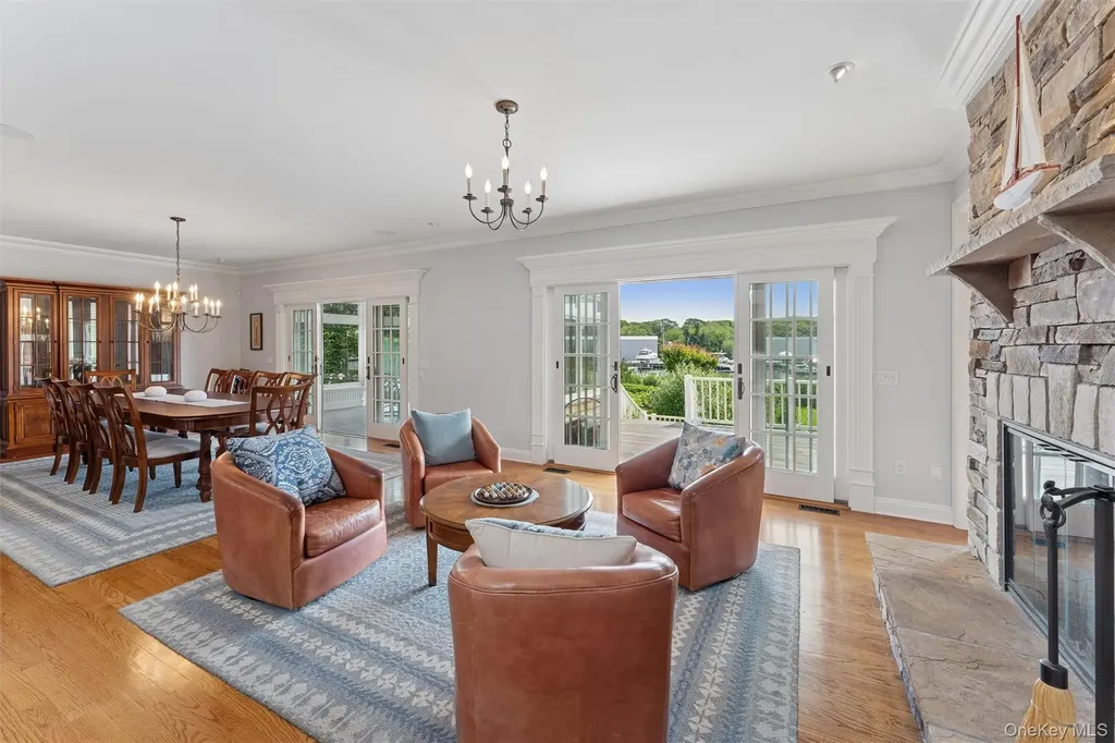 40 Overlook Drive Aquebogue NY 11931