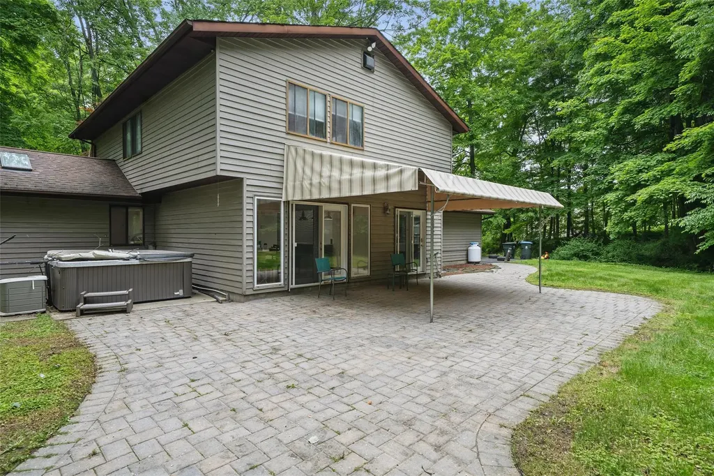 14 Lori Lane Chester NY 10918