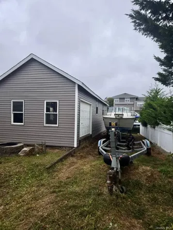 25 Meadow Lane Amityville NY 11701