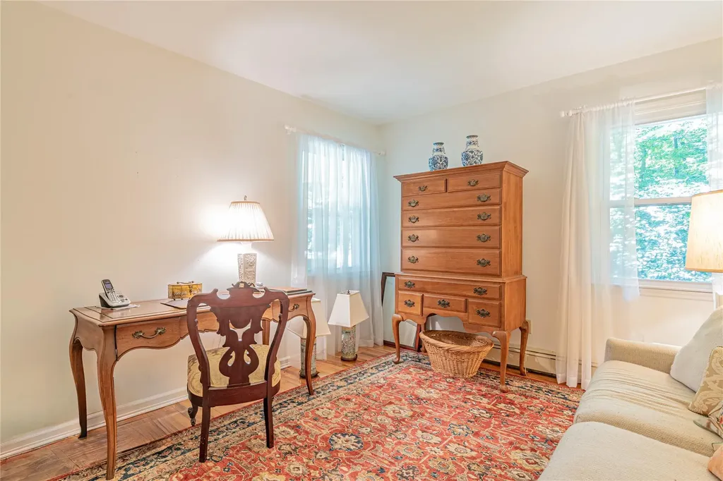 34 Hudson Drive Hyde Park NY 12538