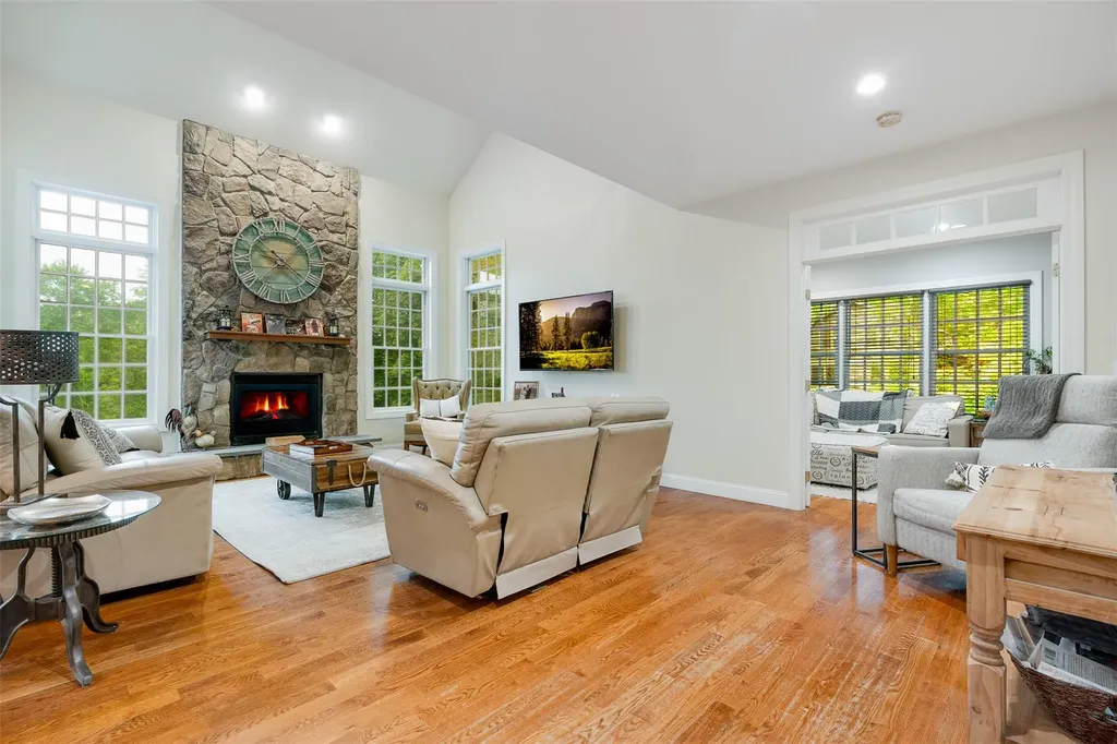 46 Duncan Road Lagrangeville NY 12540