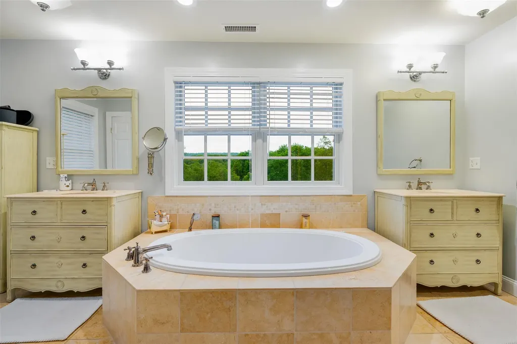 46 Duncan Road Lagrangeville NY 12540