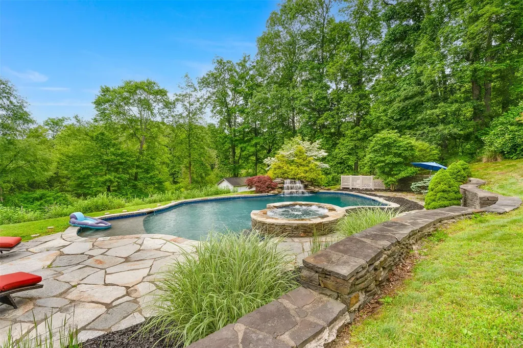 46 Duncan Road Lagrangeville NY 12540