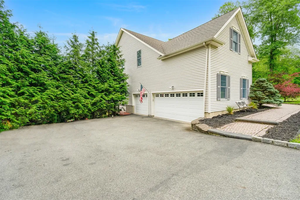 46 Duncan Road Lagrangeville NY 12540