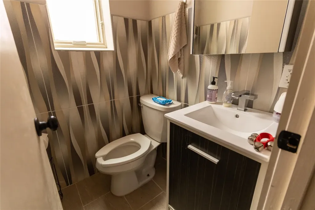 3344 Giles Place Bronx NY 10463