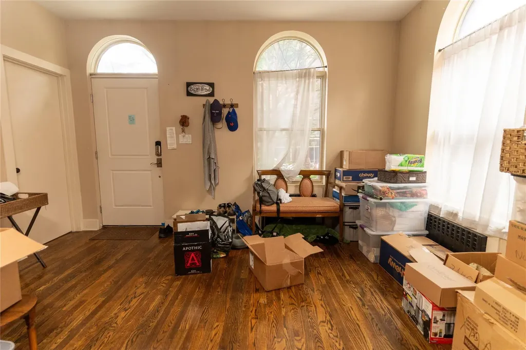 3344 Giles Place Bronx NY 10463
