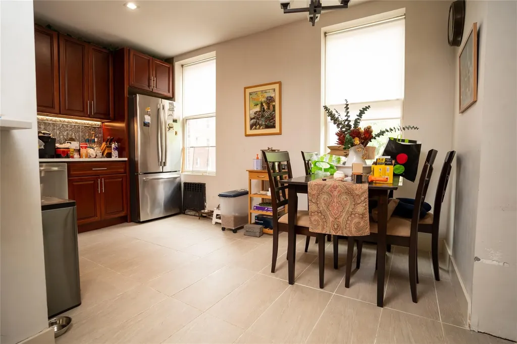 3344 Giles Place Bronx NY 10463