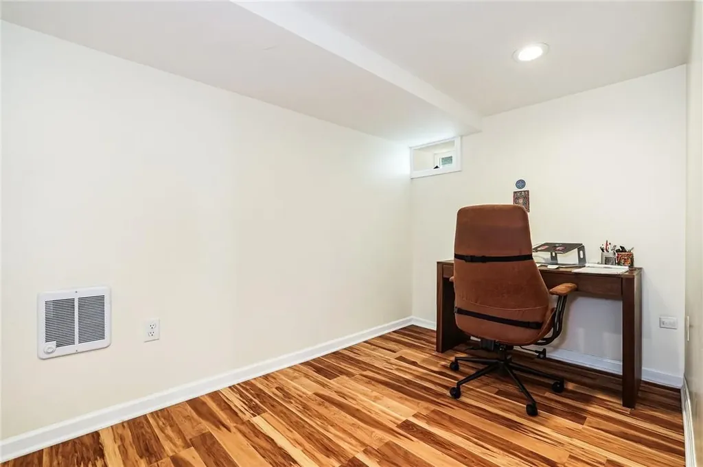 86 Parkway Circle Scarsdale NY 10583