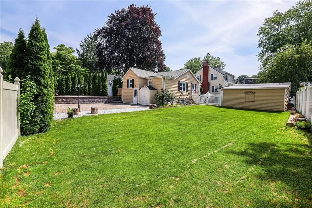 86 Parkway Circle Scarsdale NY 10583