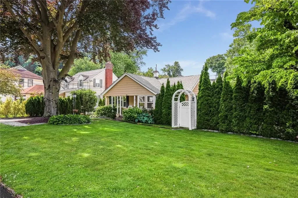 86 Parkway Circle Scarsdale NY 10583