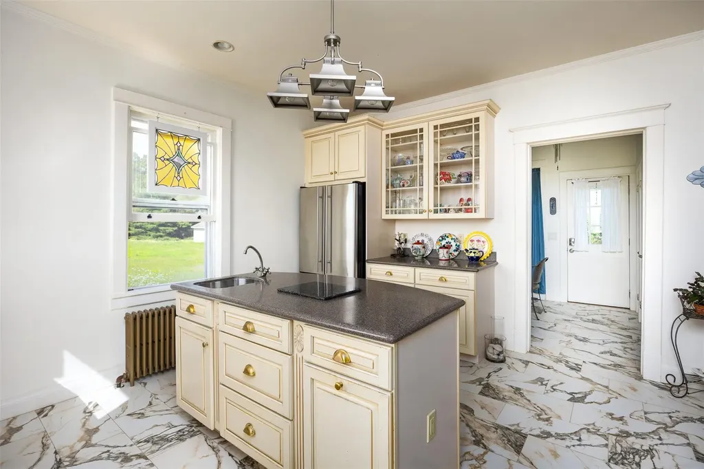 169 Baker Road West Hurley NY 12491