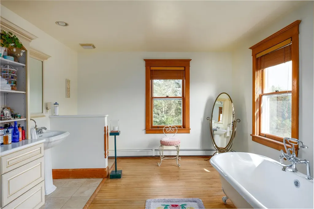 169 Baker Road West Hurley NY 12491