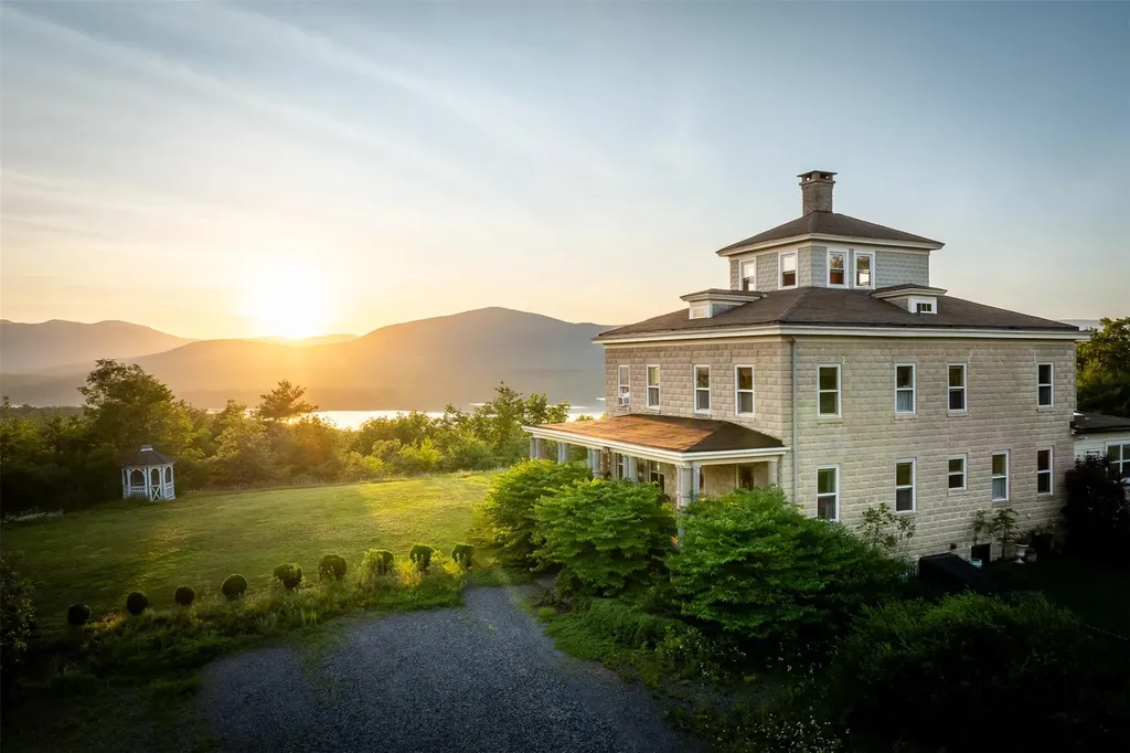 169 Baker Road West Hurley NY 12491