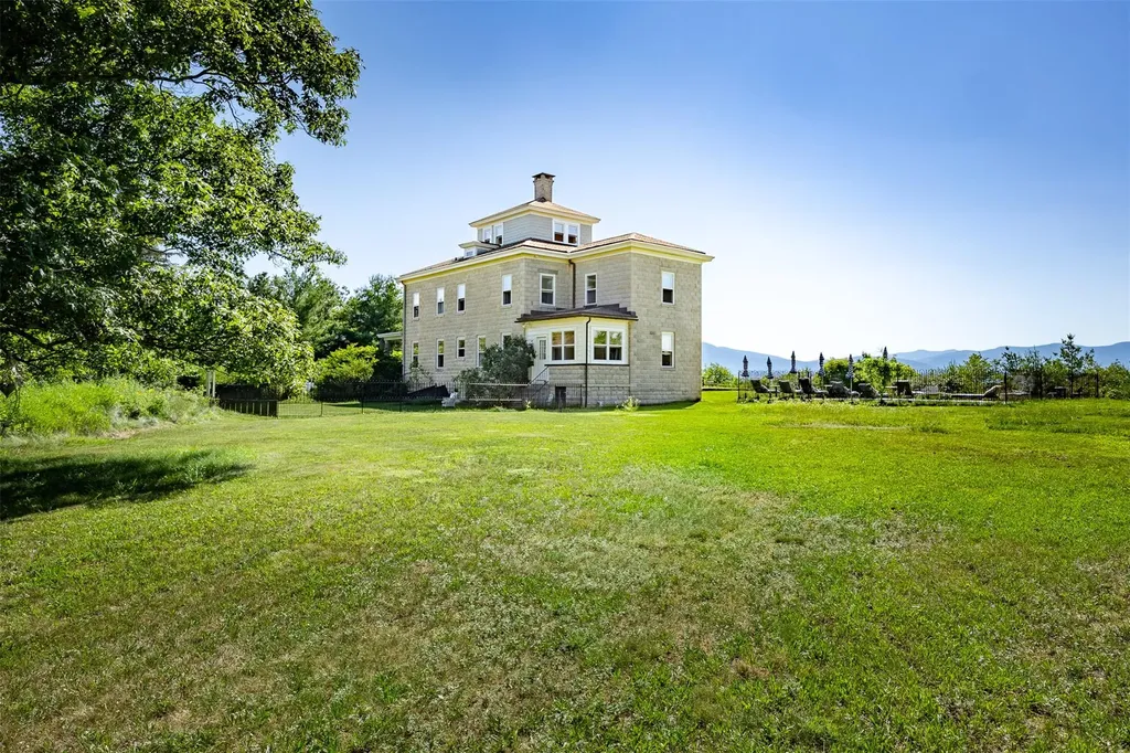 169 Baker Road West Hurley NY 12491