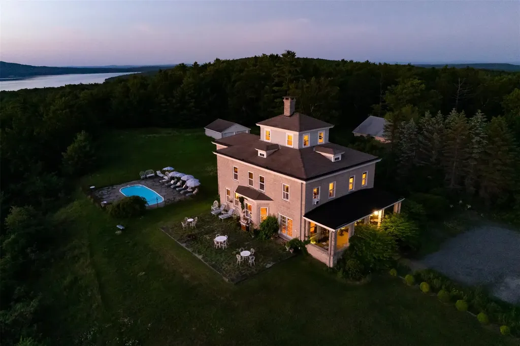 169 Baker Road West Hurley NY 12491