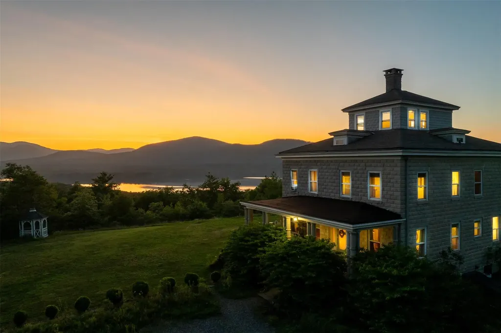 169 Baker Road West Hurley NY 12491