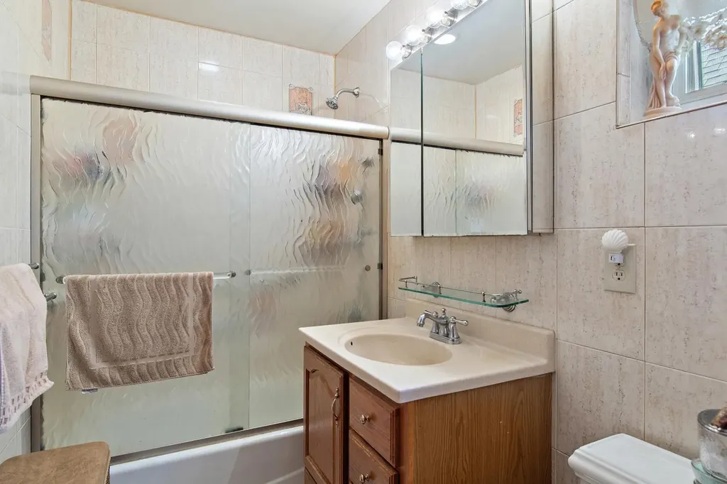 2088 Virgil Place Bronx NY 10473