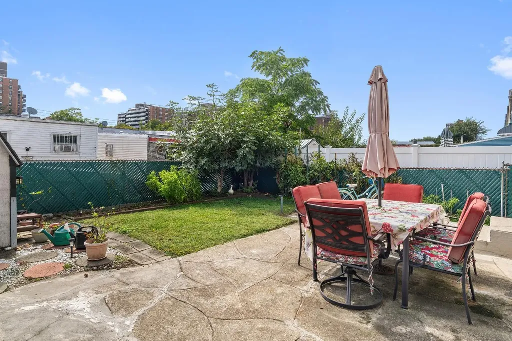 2088 Virgil Place Bronx NY 10473