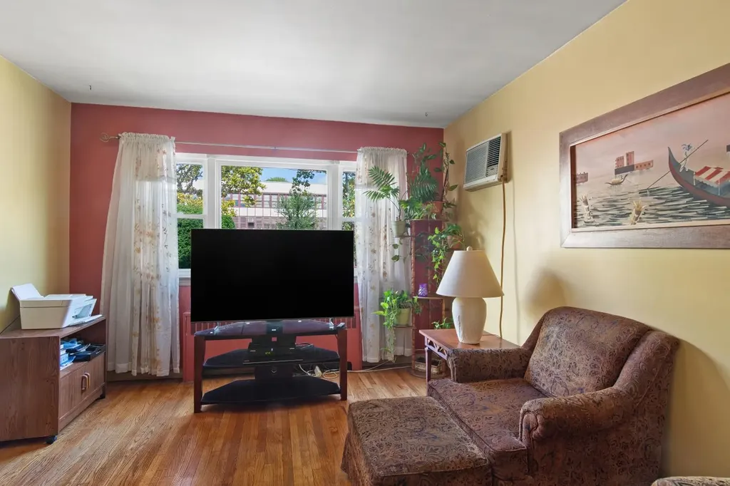 2088 Virgil Place Bronx NY 10473