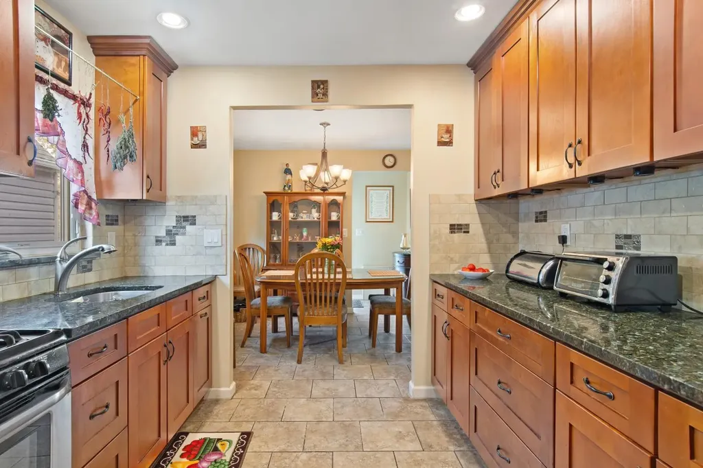 2088 Virgil Place Bronx NY 10473