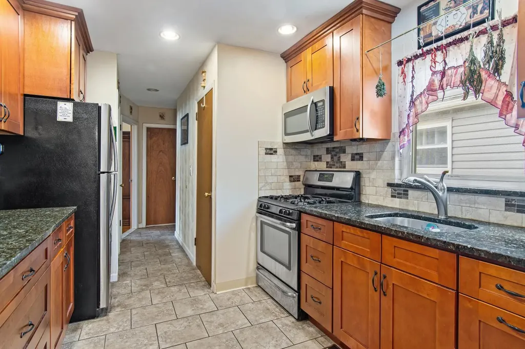 2088 Virgil Place Bronx NY 10473