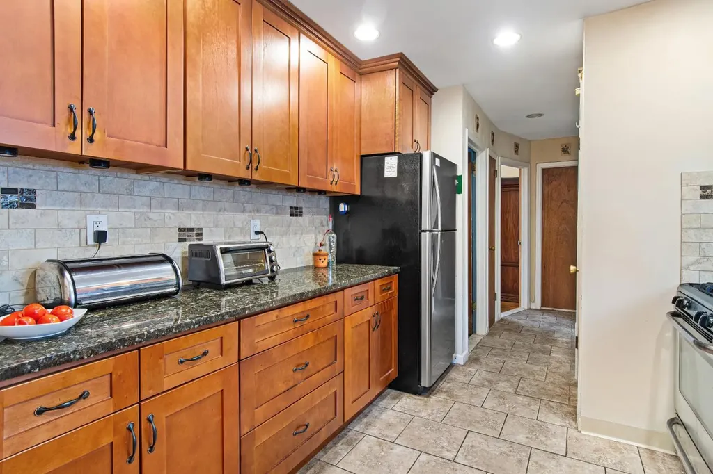 2088 Virgil Place Bronx NY 10473