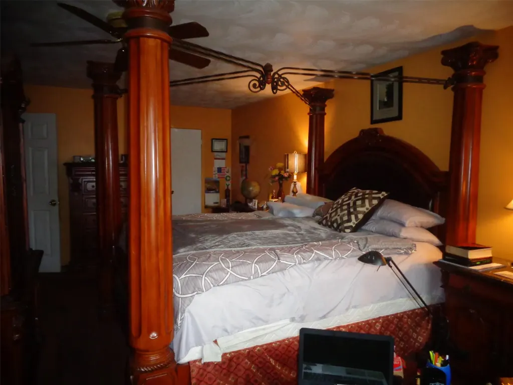 113 Camille Lane East Patchogue NY 11772