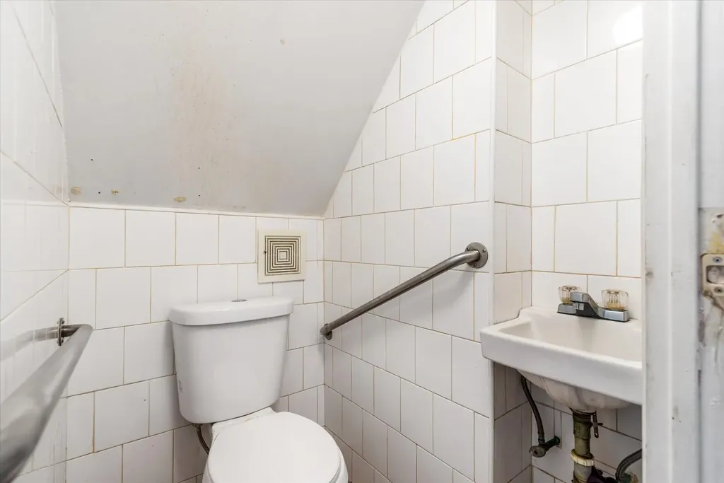 342 E 55th Street Brooklyn NY 11203