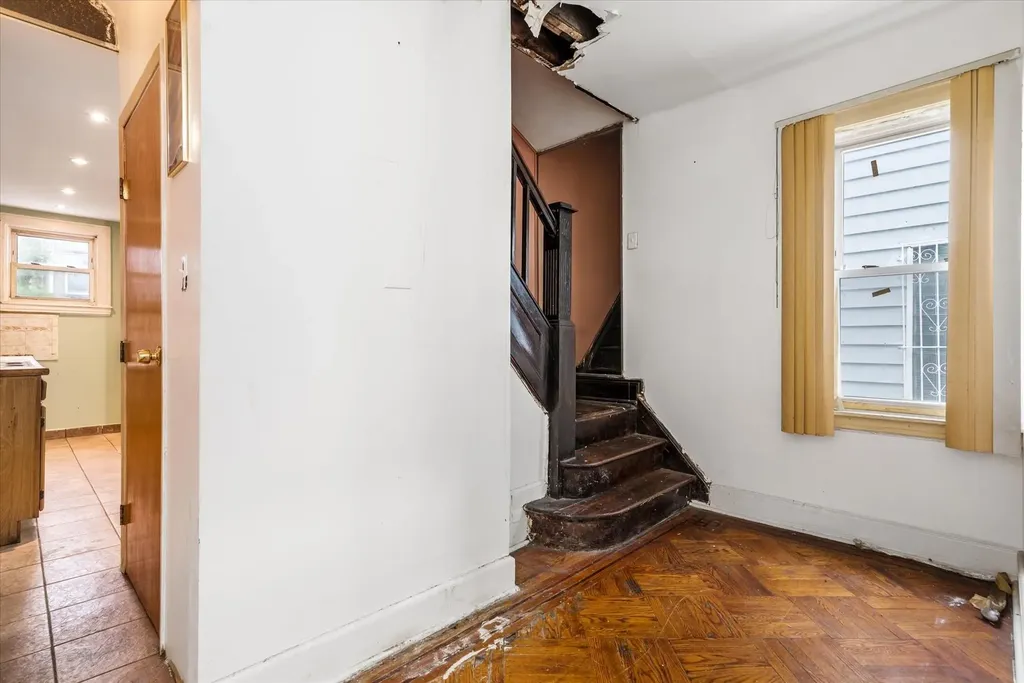 342 E 55th Street Brooklyn NY 11203