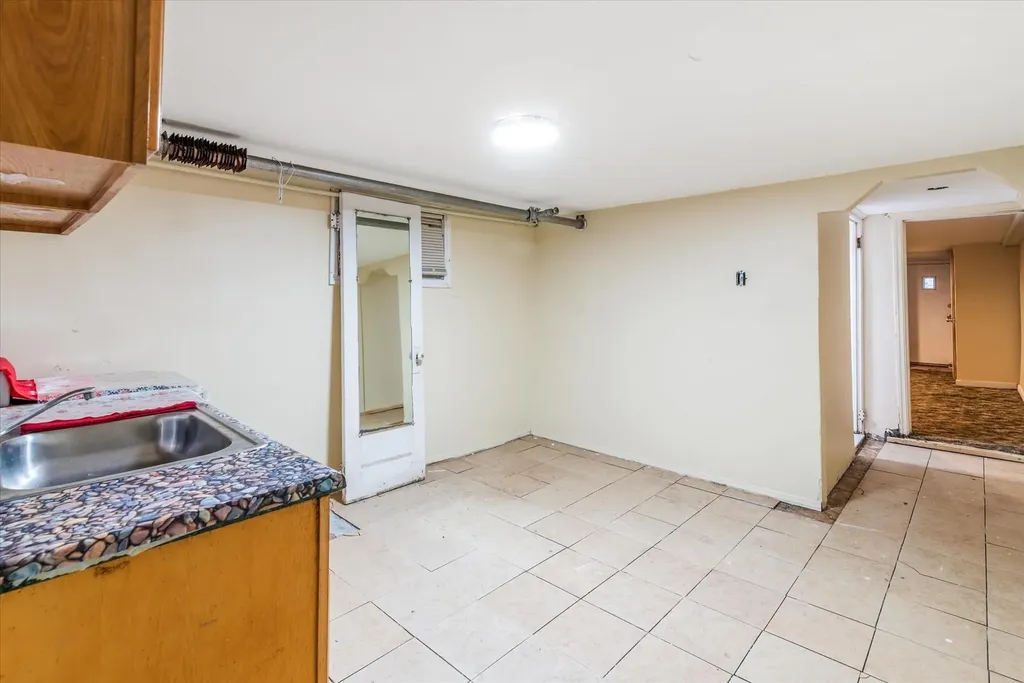 342 E 55th Street Brooklyn NY 11203