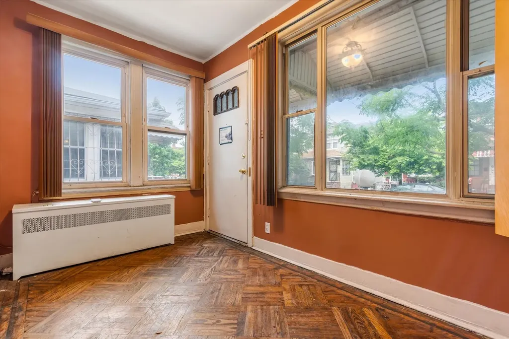 342 E 55th Street Brooklyn NY 11203