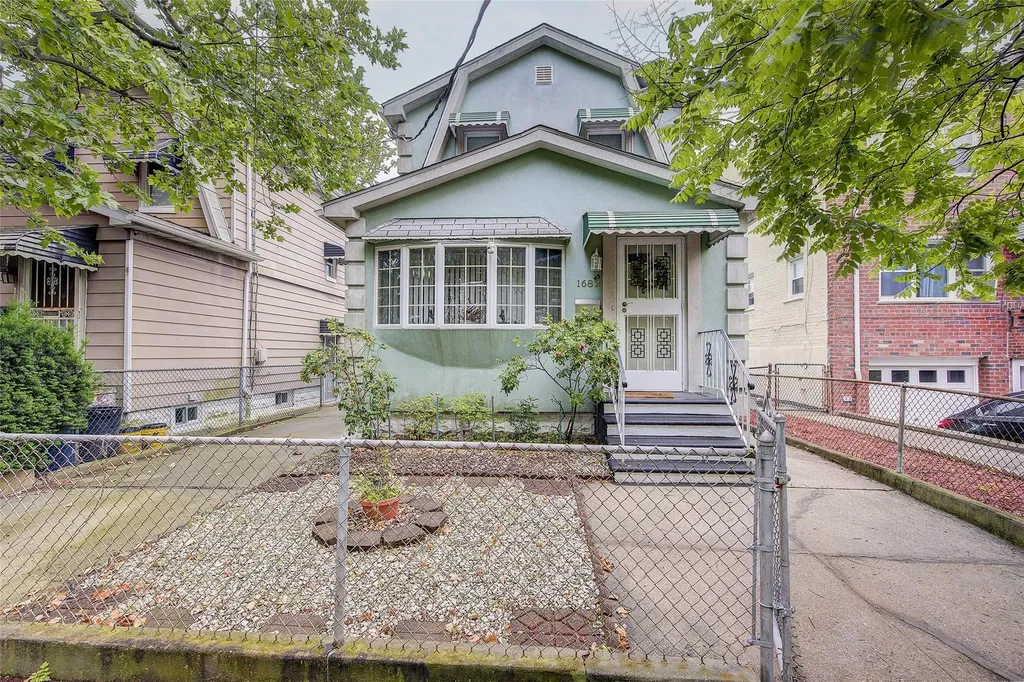 1682 E 52nd Street Brooklyn NY 11234