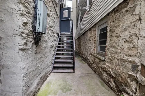 560 E 189th Street Bronx NY 10458