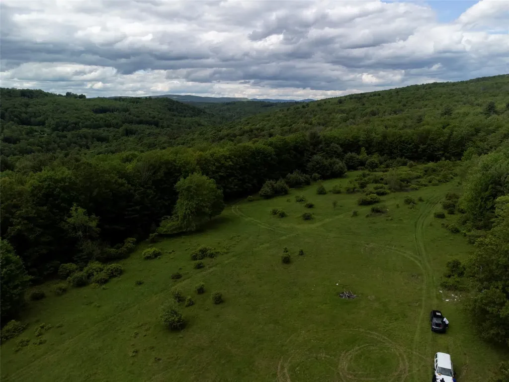 650 Thunder Hill Road Neversink NY 12788