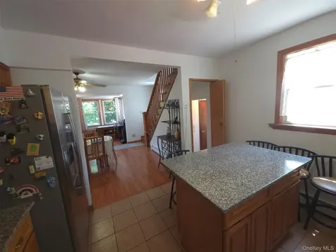 17 June Avenue Bayville NY 11709