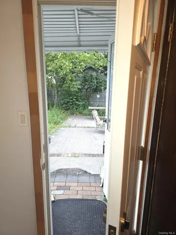 17 June Avenue Bayville NY 11709