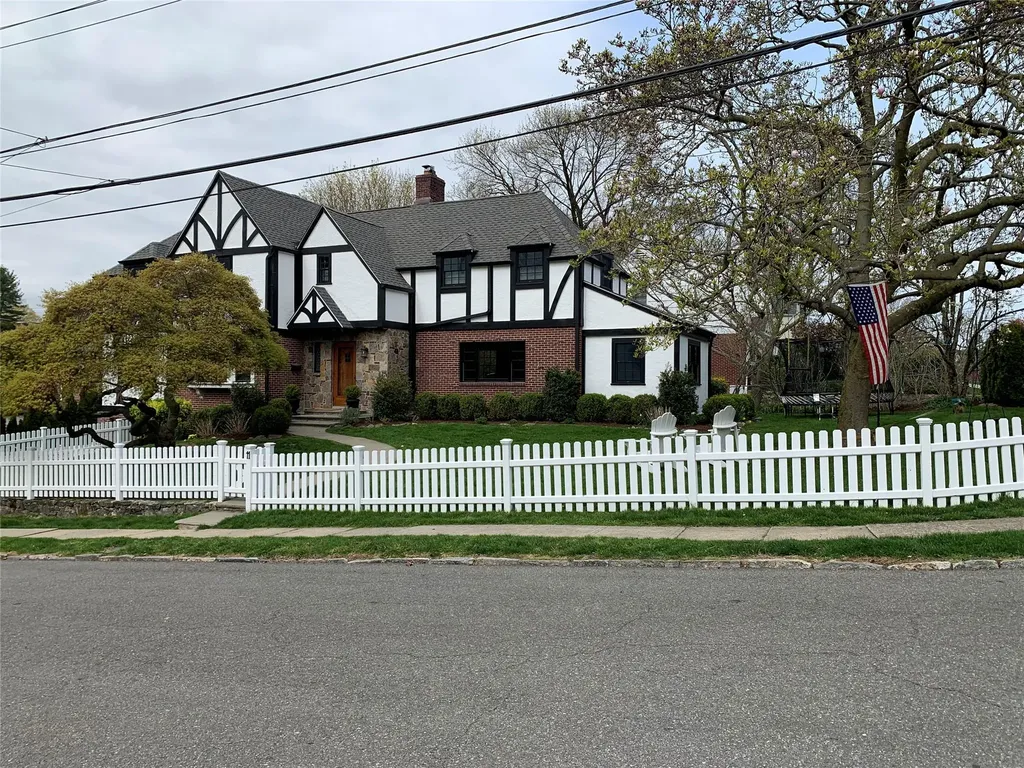 11 Mardon Road Larchmont NY 10538