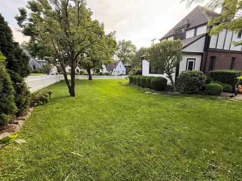 11 Mardon Road Larchmont NY 10538