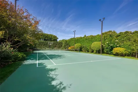 33 Lily Pond Lane East Hampton NY 11937