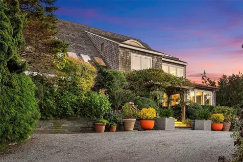 33 Lily Pond Lane East Hampton NY 11937