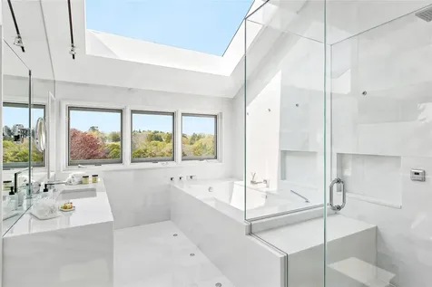33 Lily Pond Lane East Hampton NY 11937
