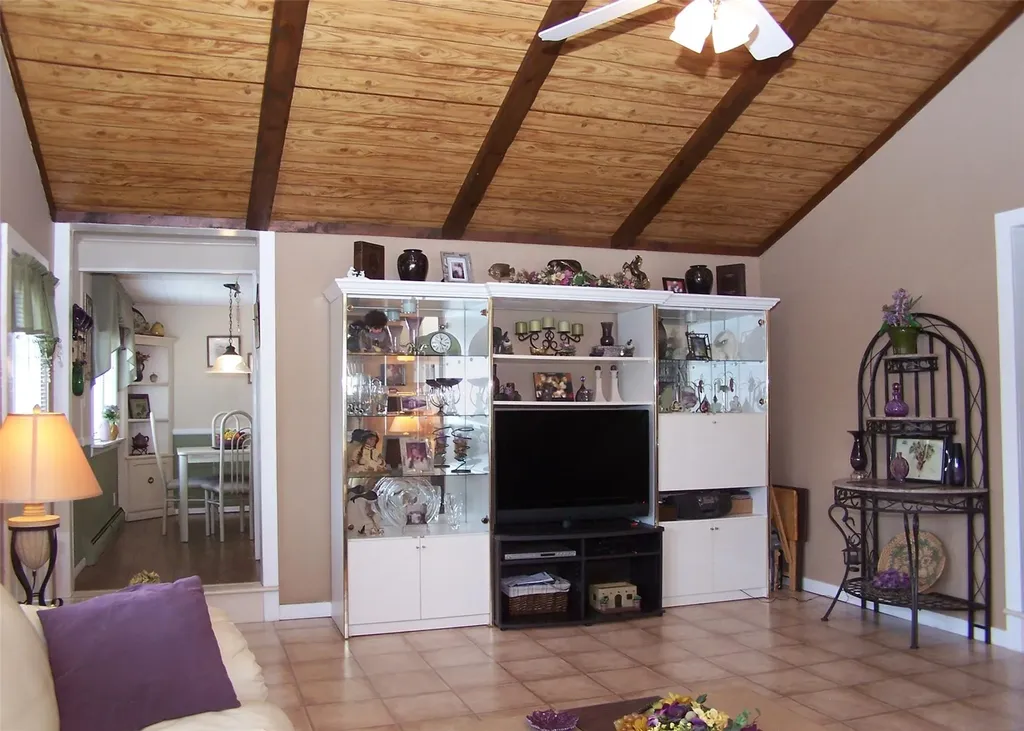 1381 Manatuck Boulevard Bay Shore NY 11706