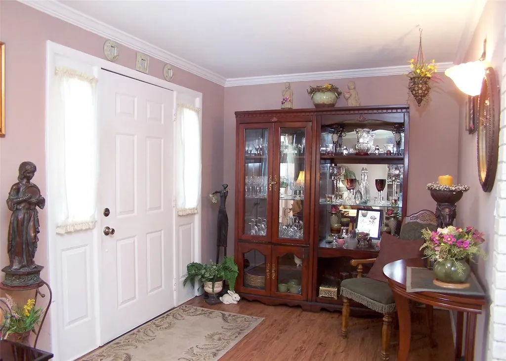 1381 Manatuck Boulevard Bay Shore NY 11706