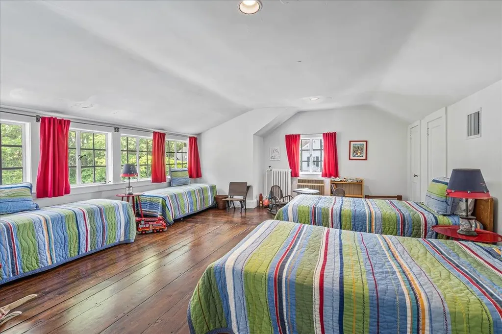 50 Shore Road Cold Spring Harbor NY 11724