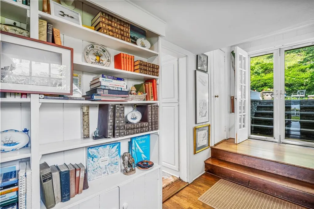 50 Shore Road Cold Spring Harbor NY 11724