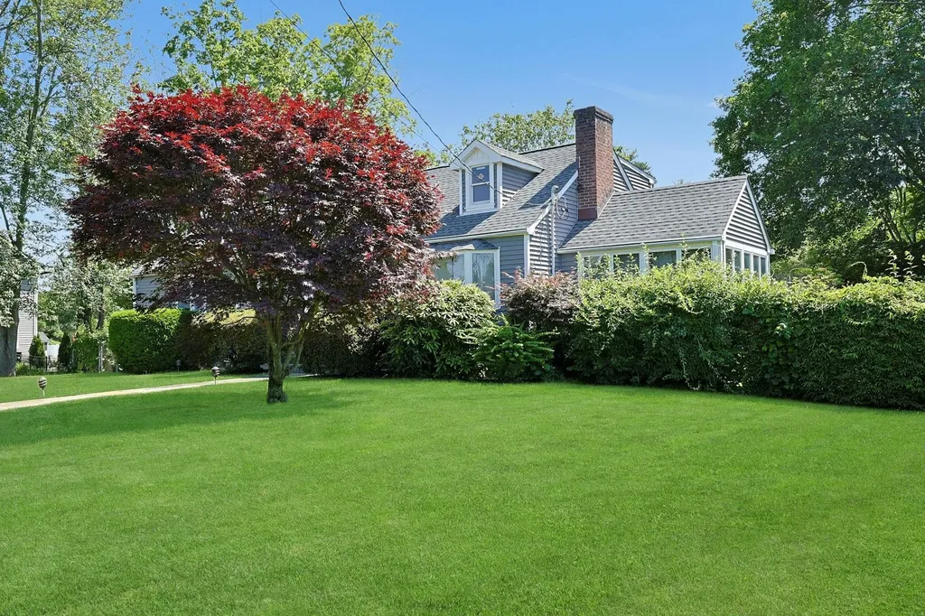 328 Willis Avenue Hawthorne NY 10532